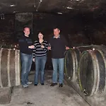 בית הארחה Weinhof Gassen 3*