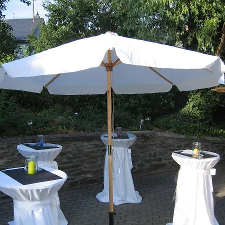 Weinhof Gassen Kröv