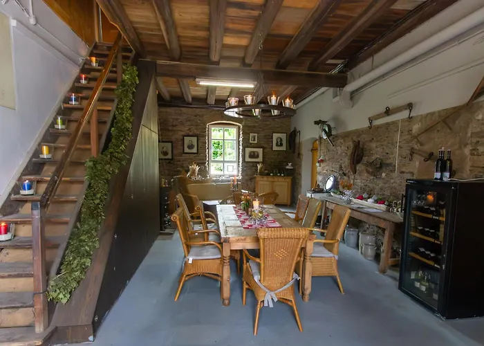 Weinhof Gassen Gasthuis 3*